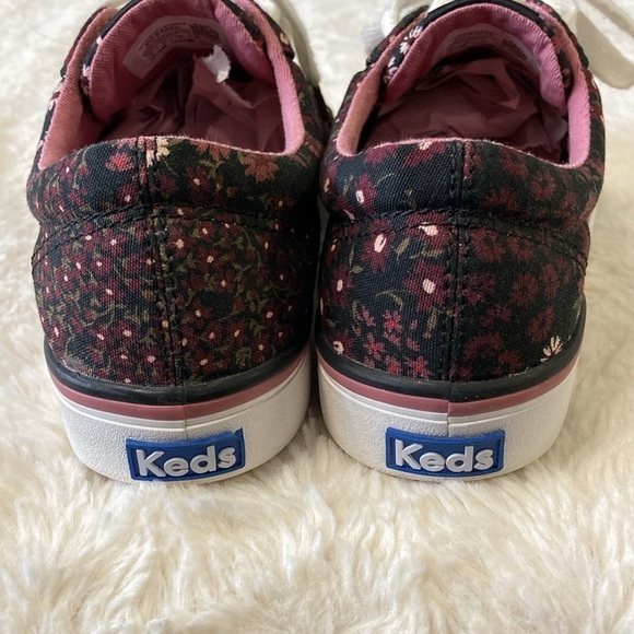 Keds Women's Jump Kick Floral Sneaker - Picture 10 of 13